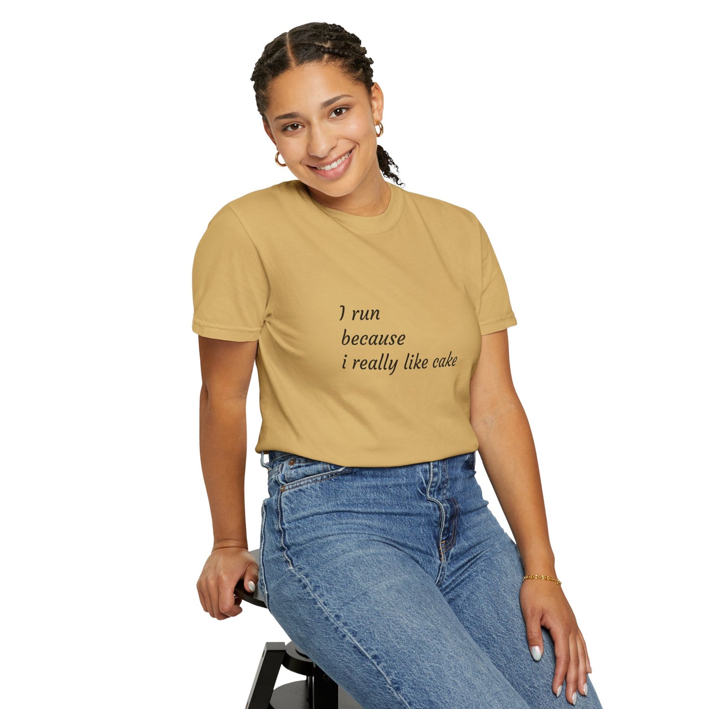 T-Shirt - I Run Because I Really Like Cake - Unisex Garment-Dyed Tee